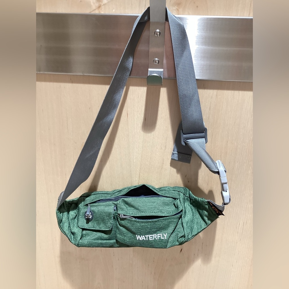 Water fly Fanny pack